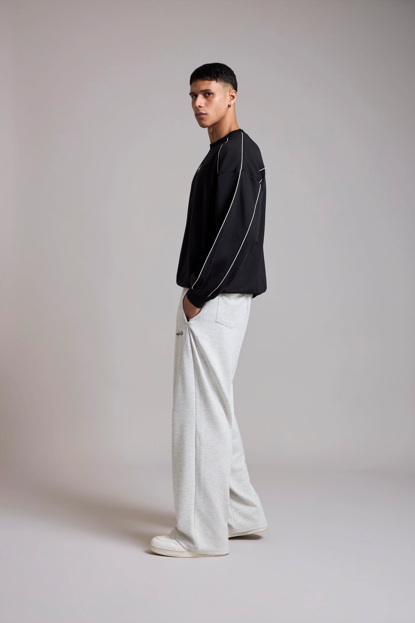 Chill Pullover Piped for Men