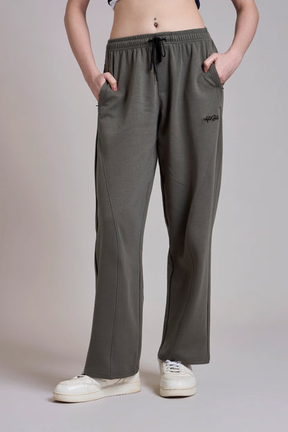Aura Baggy Tracks for Women