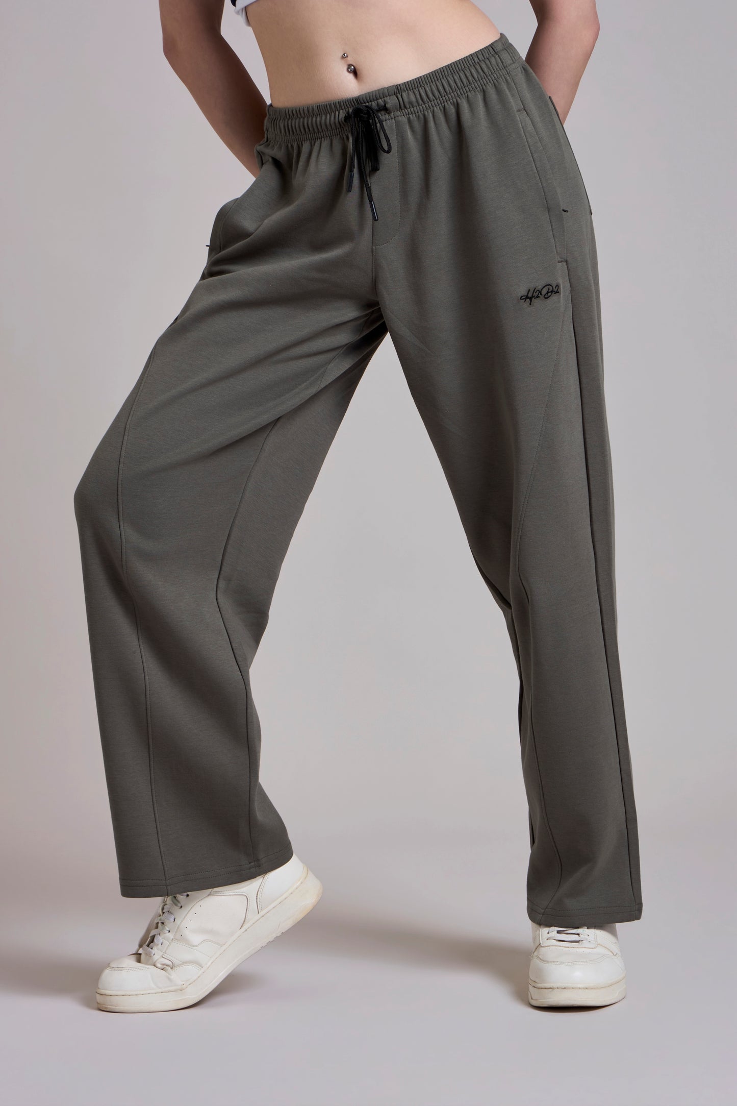 Aura Baggy Tracks for Women